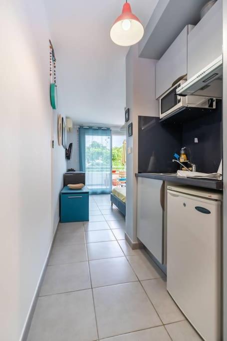 Flamboyant - Studio 2 Personnes Avec Lit De Qualite Hoteliere Separable Pour Couple Ou Amis Avec Tres Belle Terrasse A 12 Min A Pied Ou 4 Min En Voiture Du Lagon De L'Ermitage - St Gilles Les Bains La Saline Les Bains Zewnętrze zdjęcie